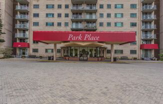 Modern Luxury Studio at Park Place | All Utilities Included