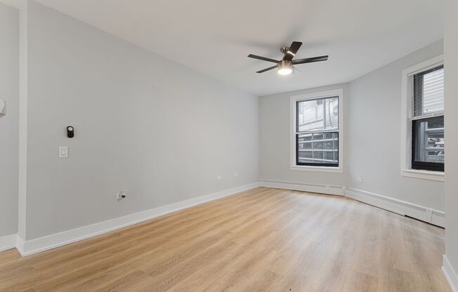 1 bed, 1 bath, 580 sqft, $1,750, Unit 220