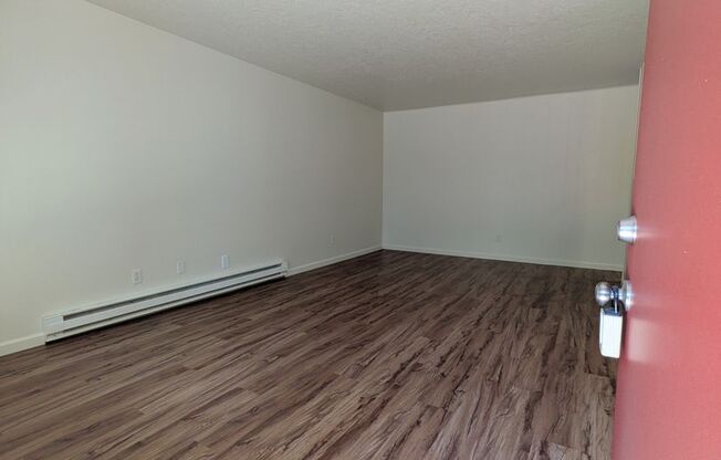 1 bed, 1 bath, 650 sqft, $1,160, Unit 3515-14