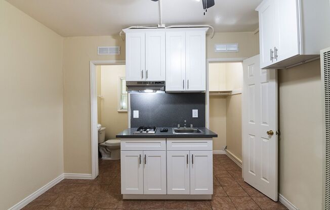 Oxford Suites