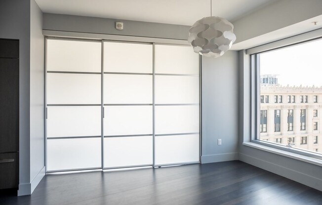 2 beds, 1.5 baths, 1,040 sqft, $6,000, Unit 16H