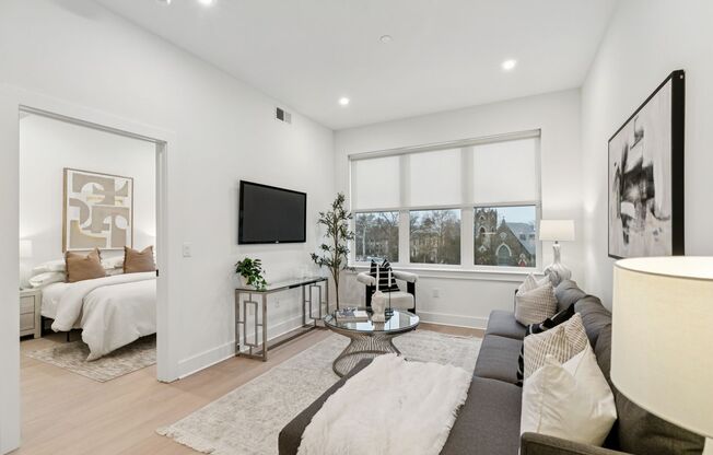 1 bed, 1 bath, 800 sqft, $2,108, Unit 102