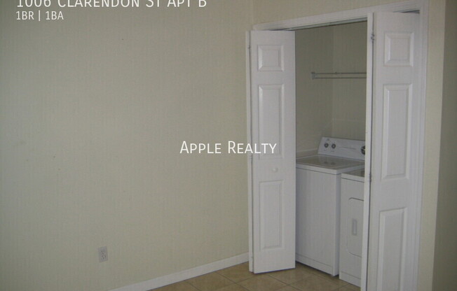 1006 CLARENDON ST
