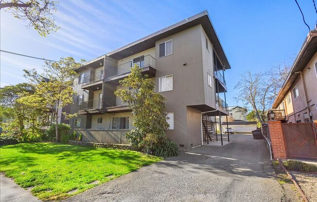 1836 Central Ave #K - 2 Bedroom | 1 Bath