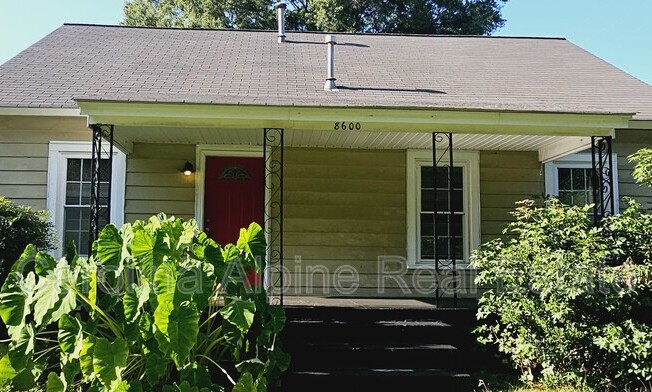 2 beds, 2 baths, $1,450