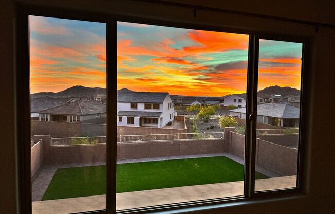 BRAND NEW HOME IN ALORAVITA IN PEORIA