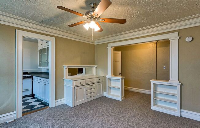 Studio, 1 bath, 500 sqft, $895, Unit 28