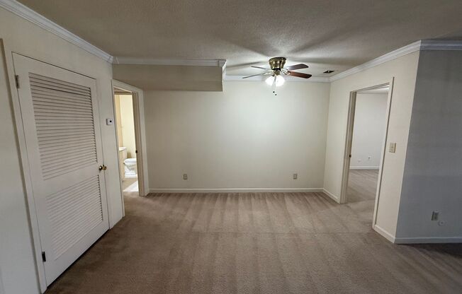 2 beds, 1 bath, 1,100 sqft, $1,325, Unit 412-3