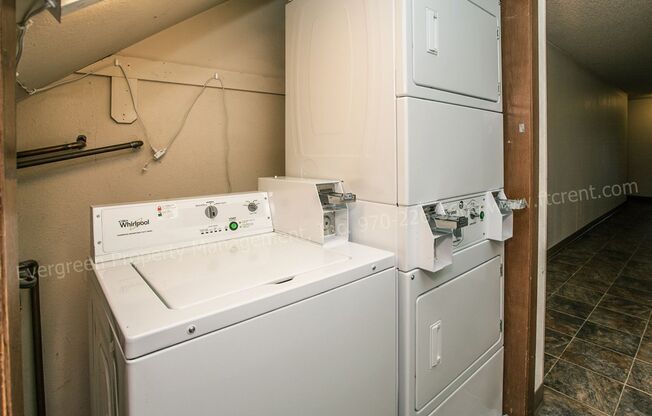 2 beds, 1 bath, 991 sqft, $1,395, Unit 3