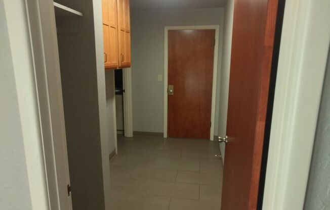 3 beds, 2 baths, $2,300