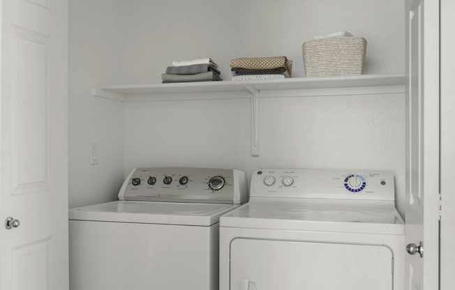 Lumiere Chandler - Washer & Dryer