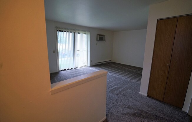 2 beds, 1 bath, $1,125