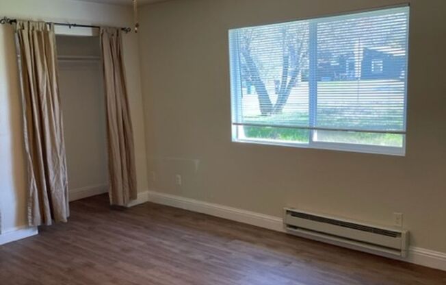 2 beds, 1 bath, $1,475