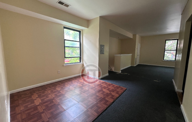 2000 MAPES AVE