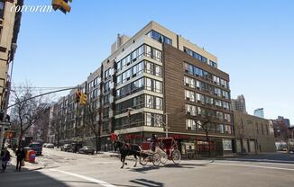 454 W 54th St