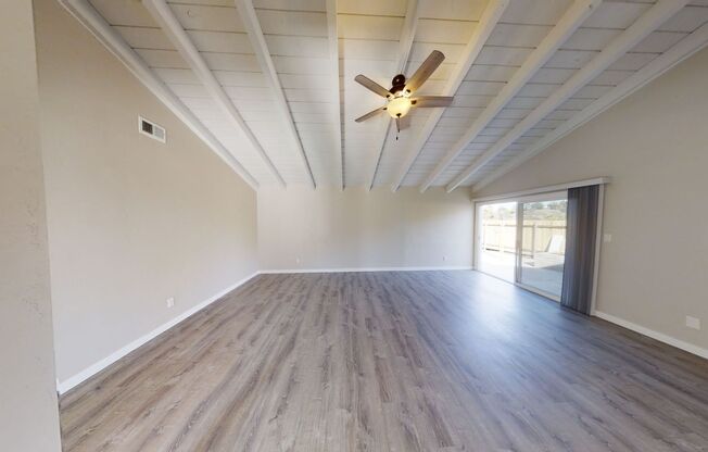 Newly Remodeled 4BD/2BA