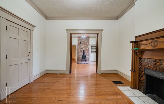 836 Neil Ave