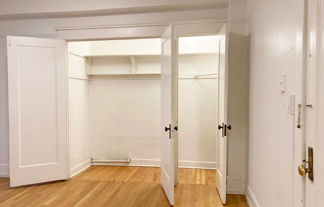 Studio, 1 bath, 335 sqft, $1,895, Unit Unit 310 (furnished)