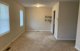 3 beds, 2 baths, $1,199