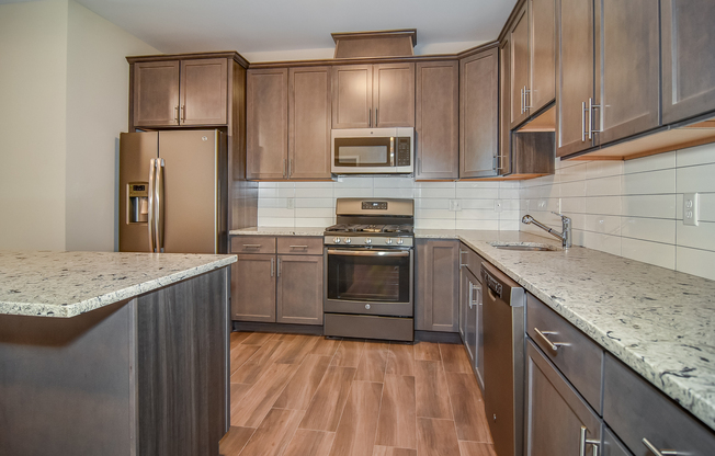 1 bed, 1 bath, 762 sqft, $2,395, Unit Residence 413