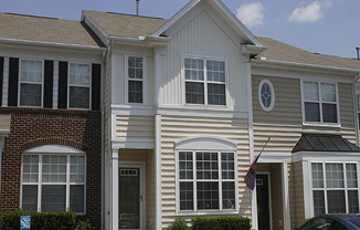 Cozy 2-Bedroom NW Raleigh Townhome just off Glenwood Avenue