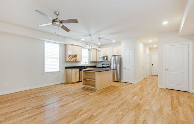 1101 Oakwood Ave