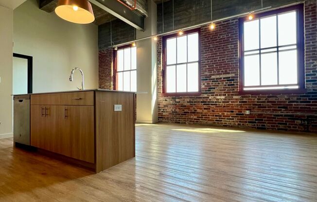 1 bed, 1 bath, 750 sqft, $1,375, Unit 603