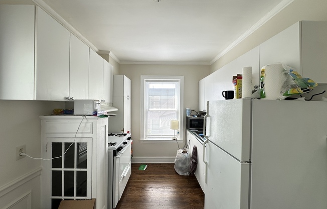 2147 FREMONT