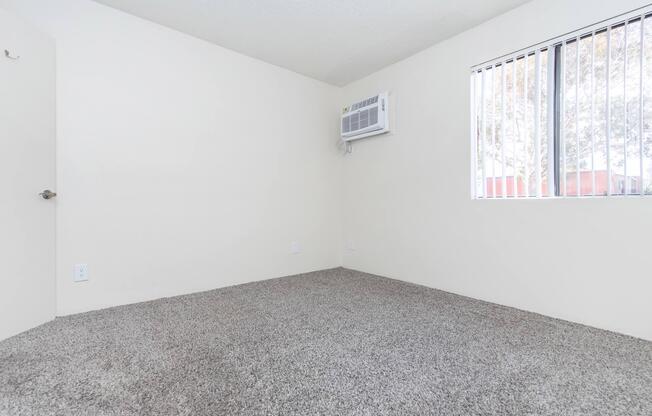 1 bed, 1 bath, 427 sqft, $795