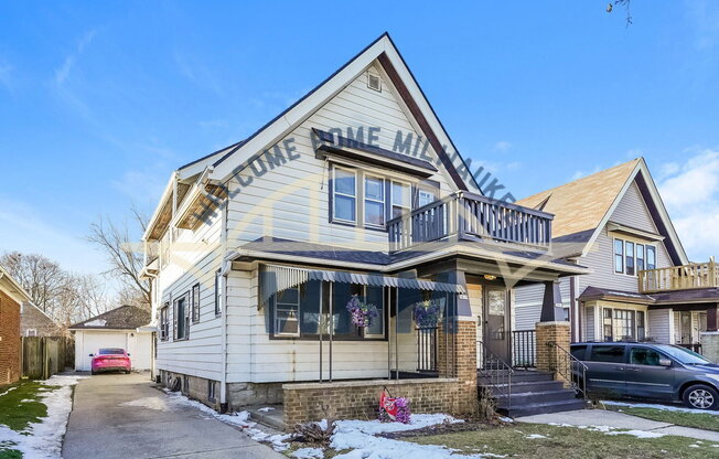 3021 N 61 ST
