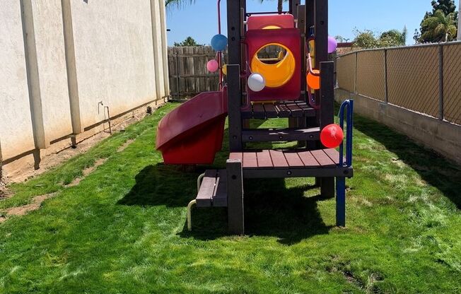 Castle Park Garden Apartments
