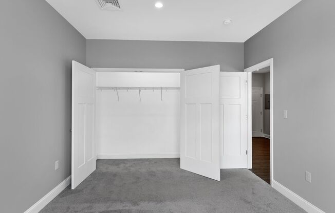 1 bed, 1 bath, 841 sqft, $1,625, Unit 410