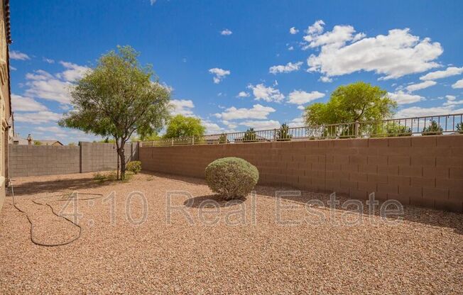 2403 E ALIDA TRL