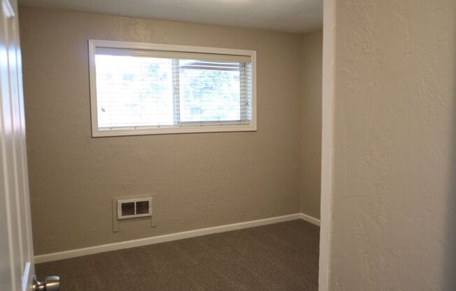 3 beds, 1 bath, $2,150