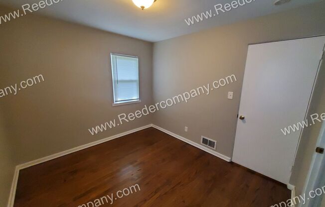 2 beds, 1 bath, $1,250