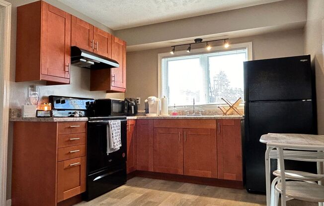 2 beds, 1.5 baths, 680 sqft, $949, Unit 8534