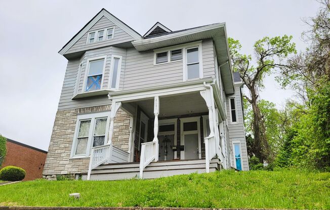 2631 Victory Pkwy