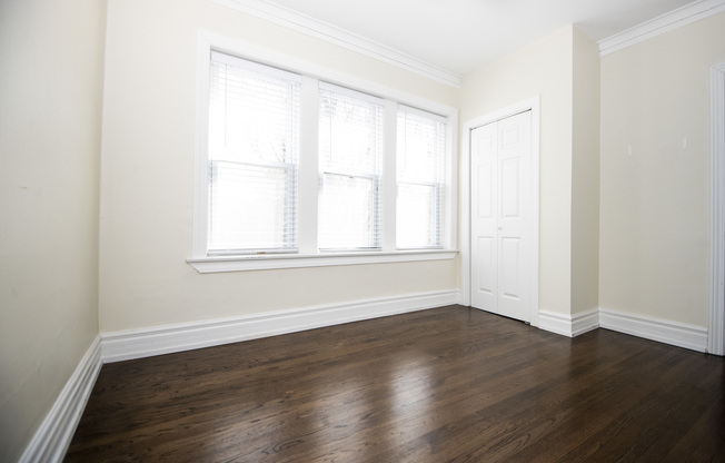 3701 North Hoyne Ave.