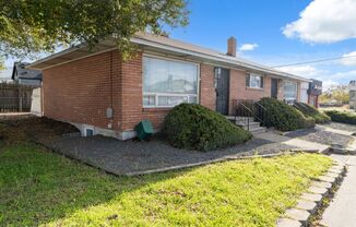 3316 &amp; 3318 N Nevada St