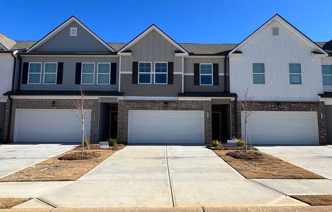 3 Bedroom Townhome in Oakwood!