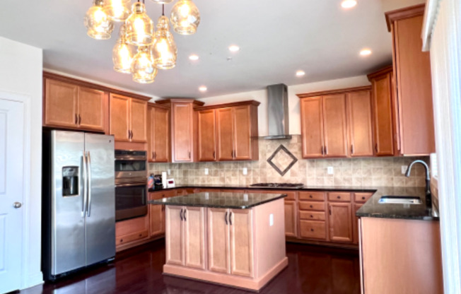 1402 SAINT FRANCIS CIR ARUNDEL FOREST