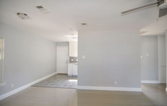 2 beds, 1 bath, $1,995