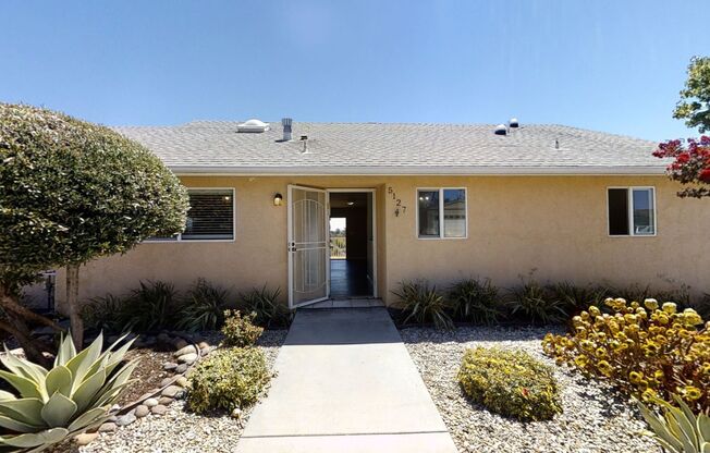 Beautiful House on Manhasset! Great Views!