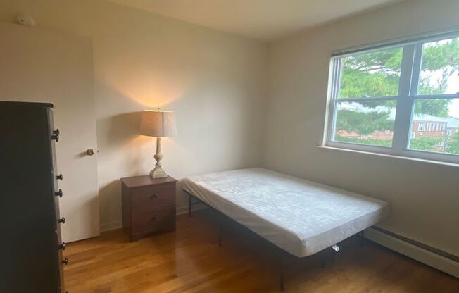 2 beds, 2 baths, 884 sqft, $1,495, Unit K-32