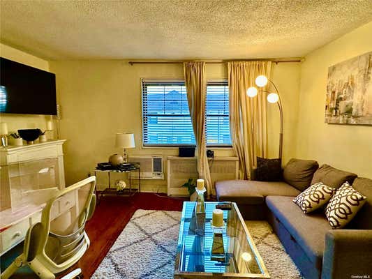 1 bed, 1 bath, 775 sqft, $2,150, Unit B