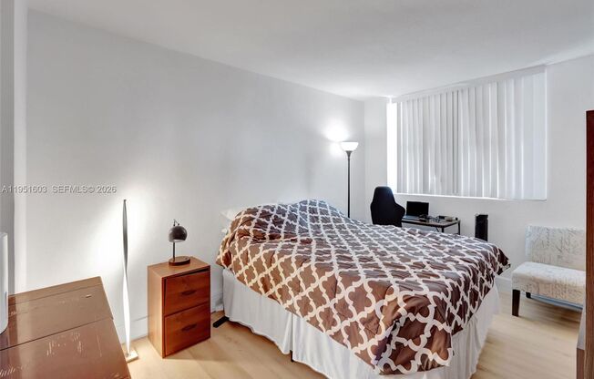 7501 E TREASURE DR #UNIT 9EF NORTH BAY VILLAGE, FL 33141