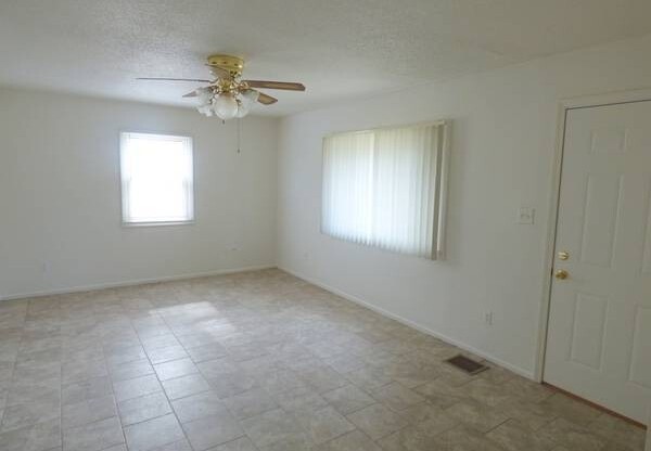 2309 Birchwood- Nice Three Bedroom Ranch Home *Available Now*