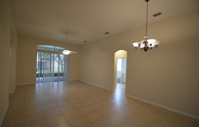 3BR/2BA HOME IN COMPASS POINTE