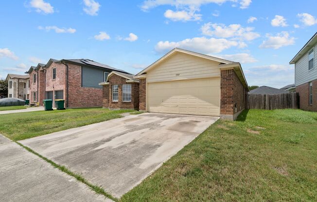 3 beds, 2 baths, $1,475