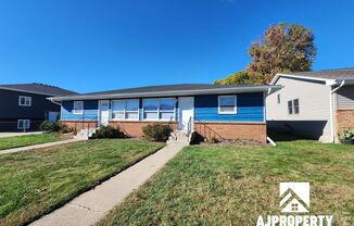 2 Bedroom 1 Bathroom Near Edison Middle School